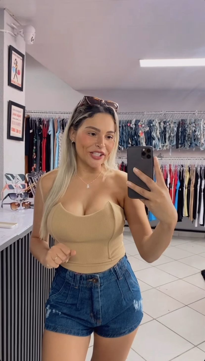 Body Rebeca