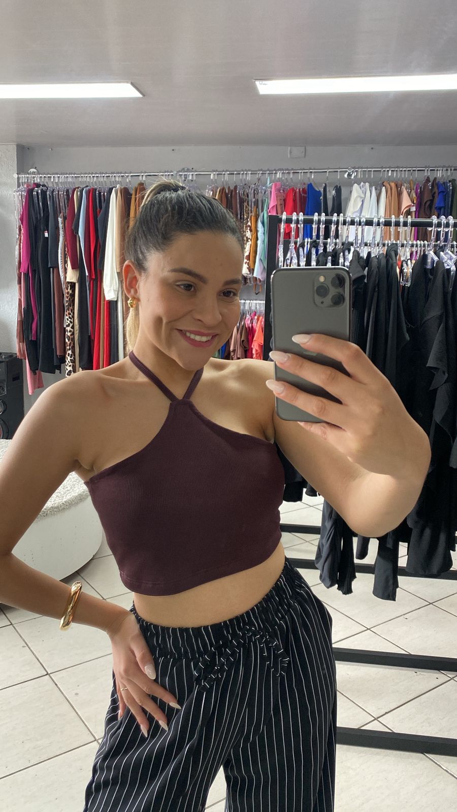 Cropped Larissa